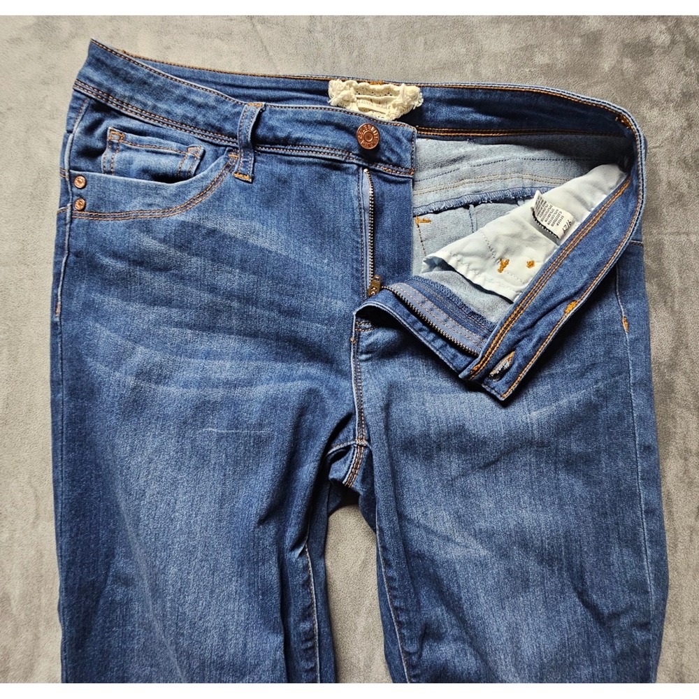 Altar'd State Celebrity Pink Skinny Jeans Blue Medium Wash CJ22296H18 Women 9/29